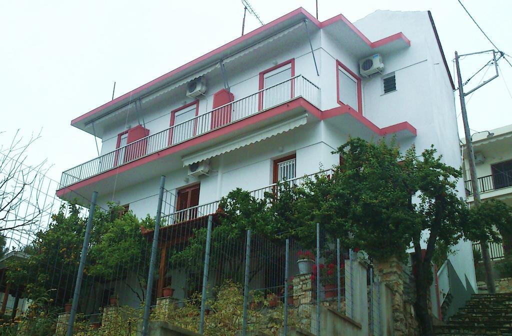 Hotel Magdalini Votsi  Exterior foto