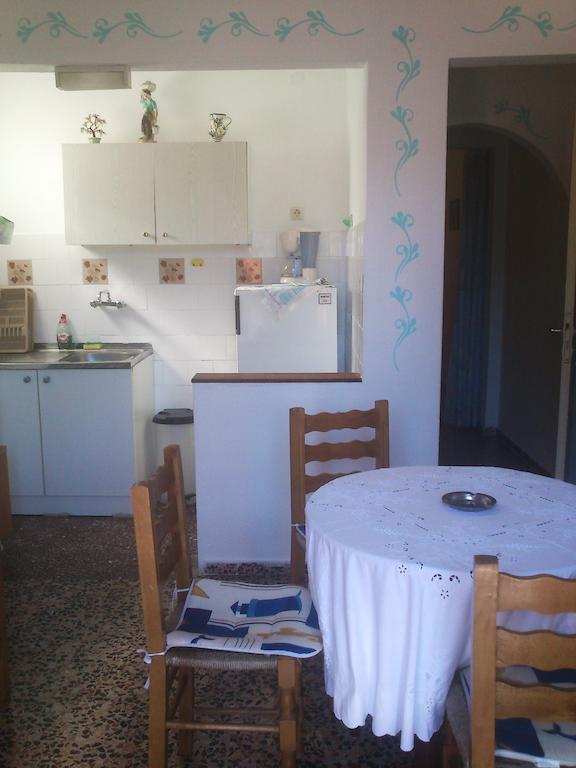 Hotel Magdalini Votsi  Zimmer foto